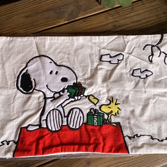 Pottery Barn Snoopy & Woodstock Holiday Gifting Peanuts Lumbar Pillow Cover 🎁 - Picture 5 of 16